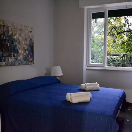 Casa Di Aldo: Casa Nel Centro Di Nervi. Apartment *