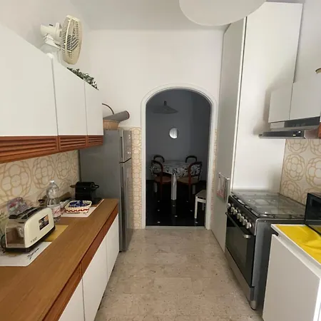 Casa Di Aldo: Casa Nel Centro Di Nervi.
