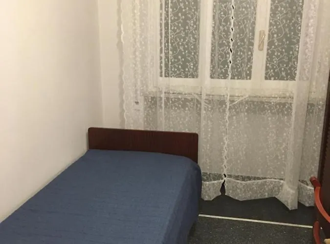 Casa Di Aldo: Casa Nel Centro Di Nervi. Appartamento Genova