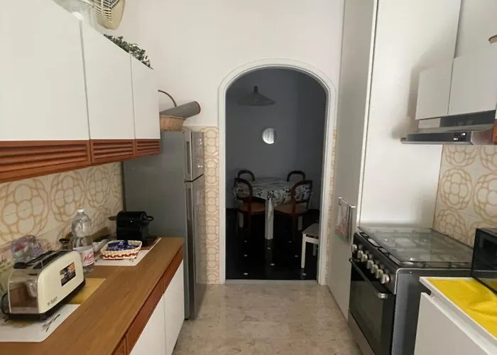 Casa Di Aldo: Casa Nel Centro Di Nervi.