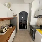 Casa Di Aldo: Casa Nel Centro Di Nervi.